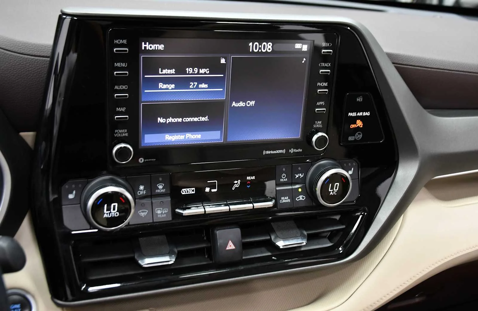 Used 2021 Blizzard Pearl Toyota XLE image 19