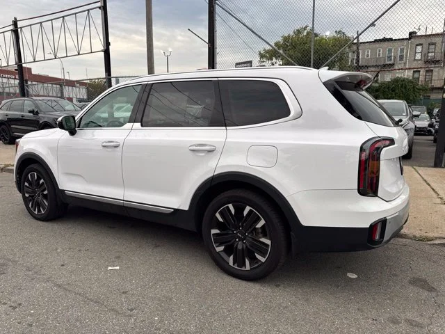 Used 2023 White Kia SX image 4
