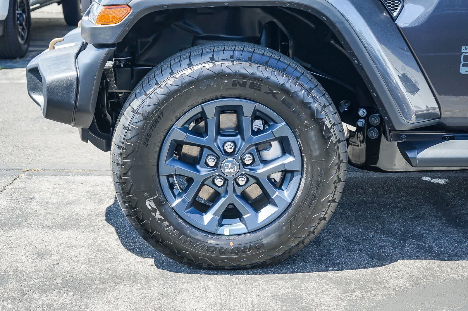 New 2026 Granite Crystal Metallic Clear-Coat Exterior Paint Jeep 85th Anniversary image 9