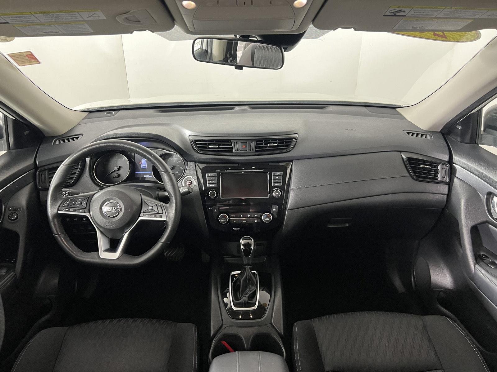 Used 2020 Pearl White Tricoat Nissan SV image 23