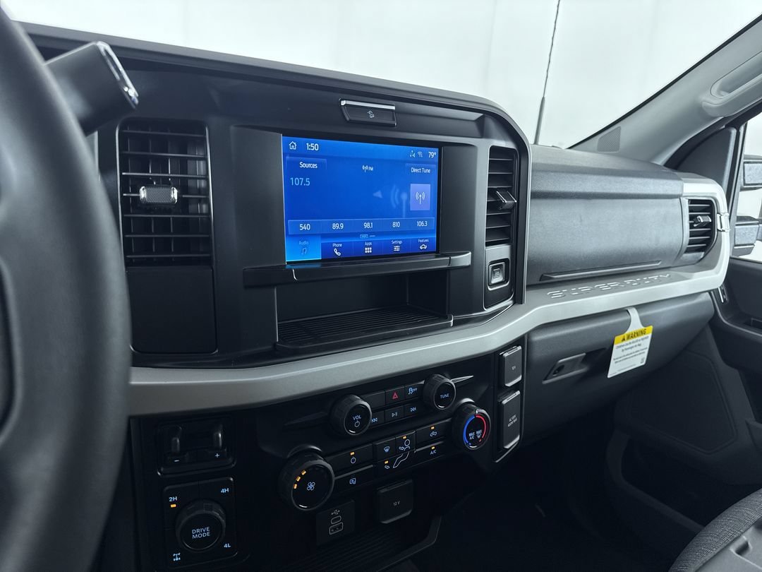 New 2026 Oxford White Ford XLT image 18