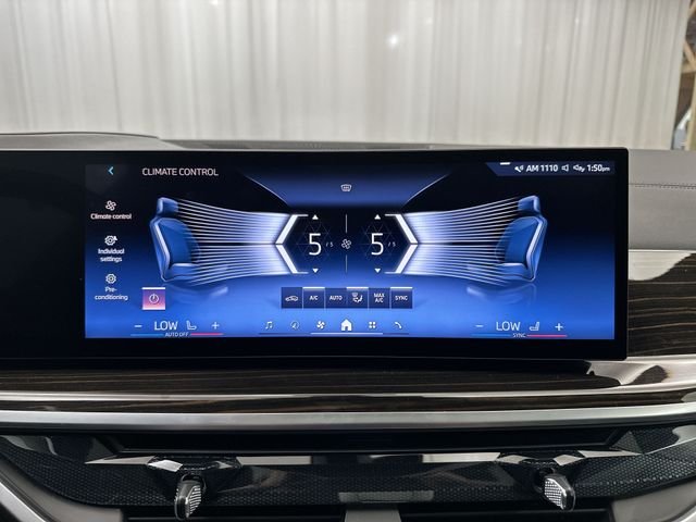 Used 2026 White BMW xDrive40i image 19
