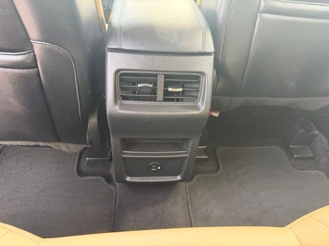 Used 2022 Silver Metallic Ford SEL image 26