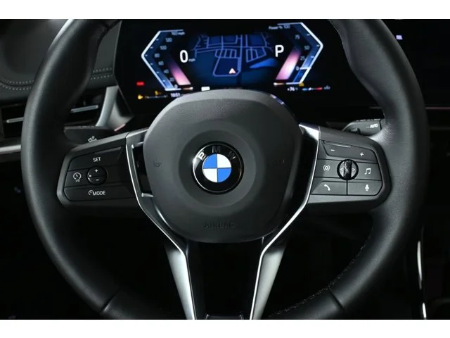 New 2026 Cape York Green Metallic BMW xDrive28i image 18