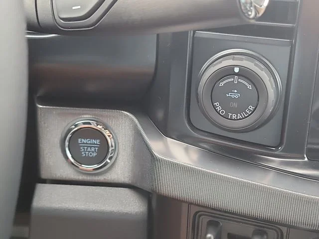 New 2026 Gray Metallic Ford Platinum image 29