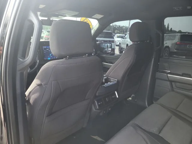 Used 2023 Black Ford XLT image 12