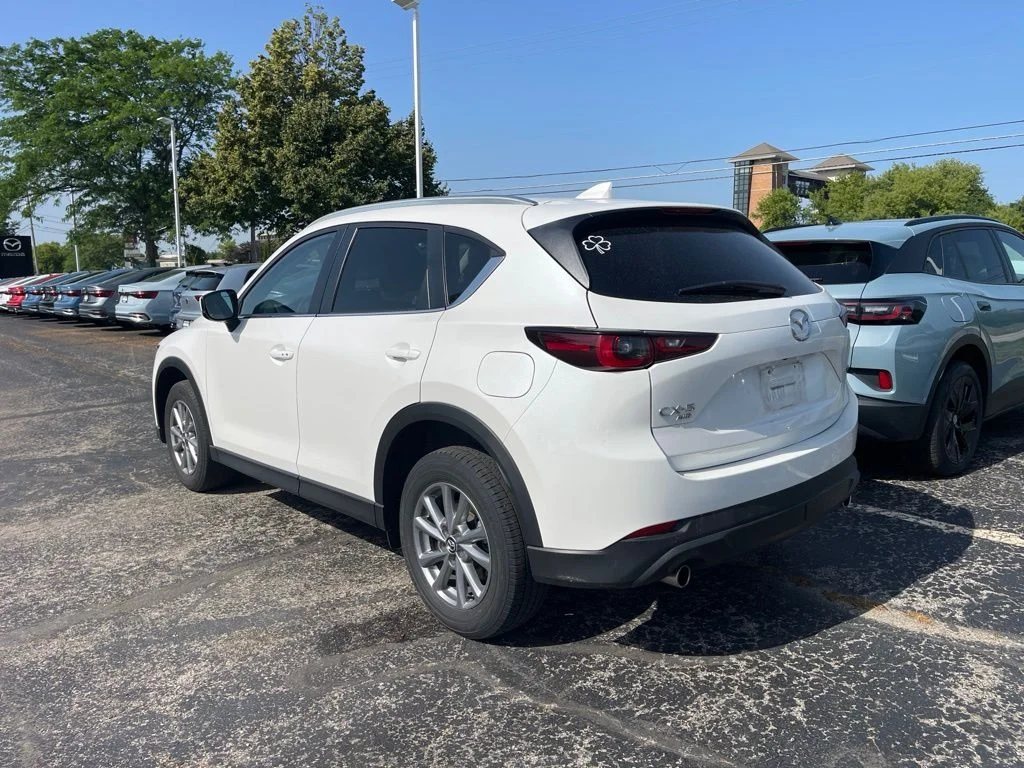 Certified Used 2022 Snowflake White Pearl Mica Mazda 2.5 S Preferred Package image 2
