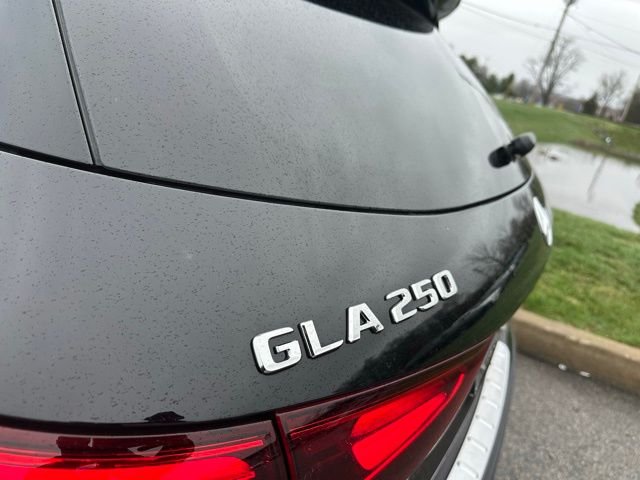New 2026 Night Black Mercedes-Benz GLA 250 image 11
