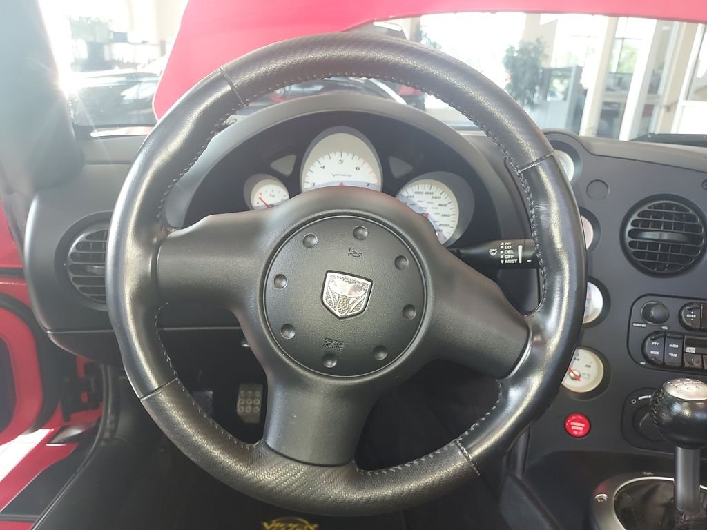 Used 2006 Red Dodge SRT10 image 17