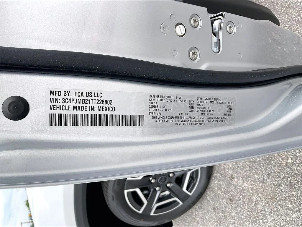 New 2026 Silver Zynith Clearcoat Jeep Laredo image 16