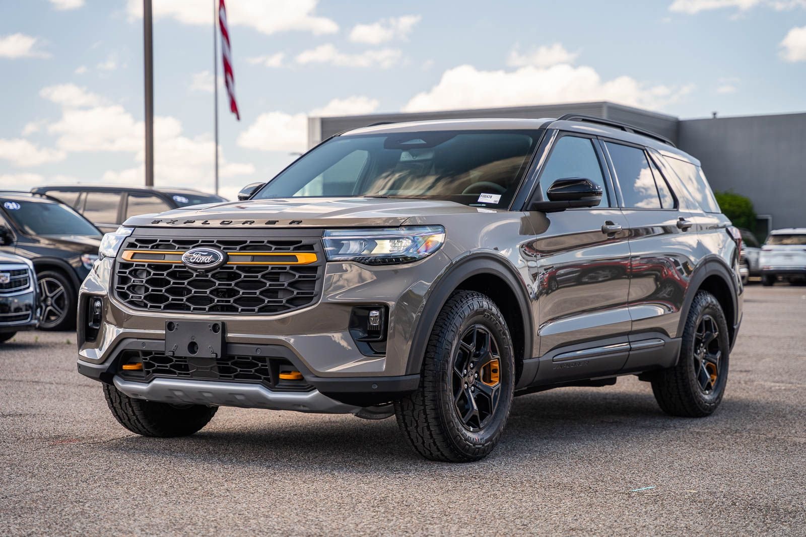 New 2026 Marsh Gray Ford Tremor® image 4