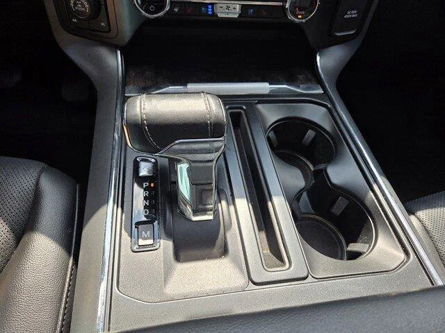 Used 2021 Star White Metallic Tri-Coat Ford LARIAT image 20