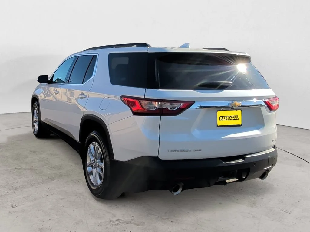 Used 2019 IRIDESCENT PEARL TRICOAT Chevrolet LT Leather image 7