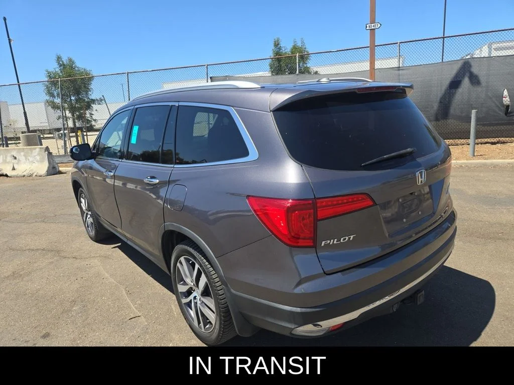 Used 2017 Gray Honda Touring image 3