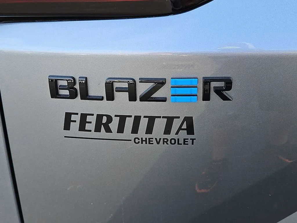 New 2026 Sterling Gray Metallic Chevrolet LT image 22