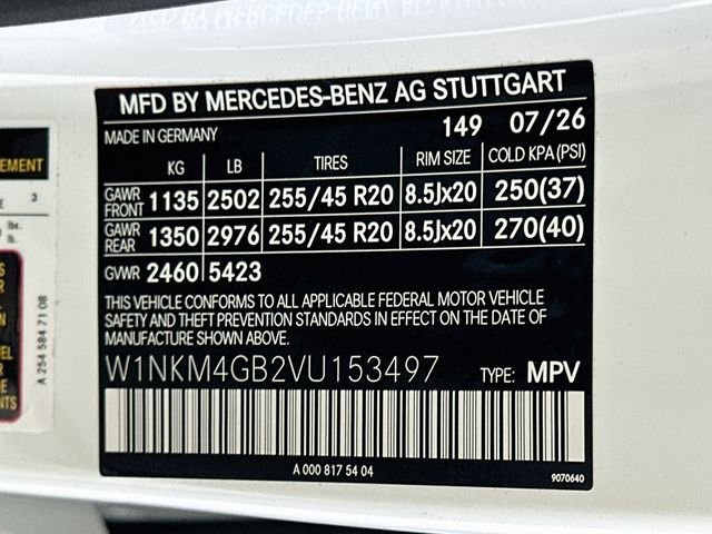 New 2027 Polar White Mercedes-Benz GLC 300 image 31