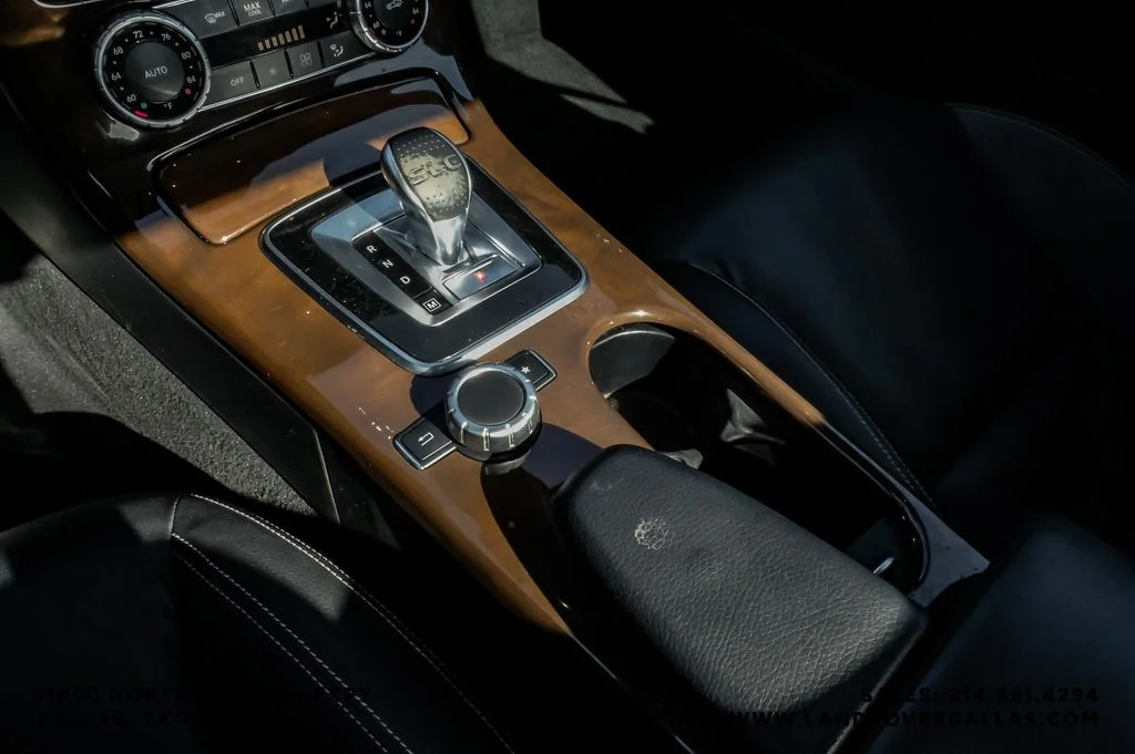 Used 2019 Gray Mercedes-Benz SLC 300 image 20