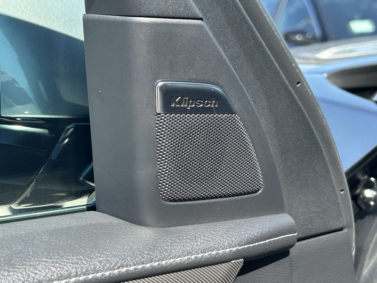 New 2027 DYNAMIC METAL INFINITI LUXE image 30