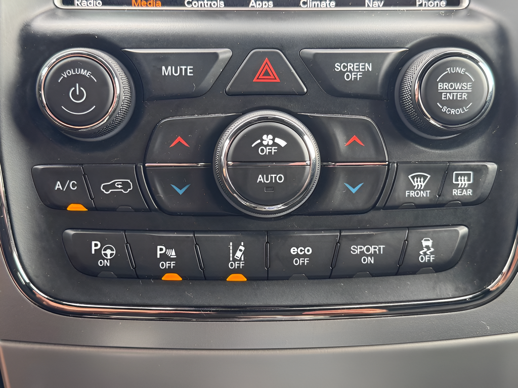 Used 2018 Blue Jeep Overland image 15