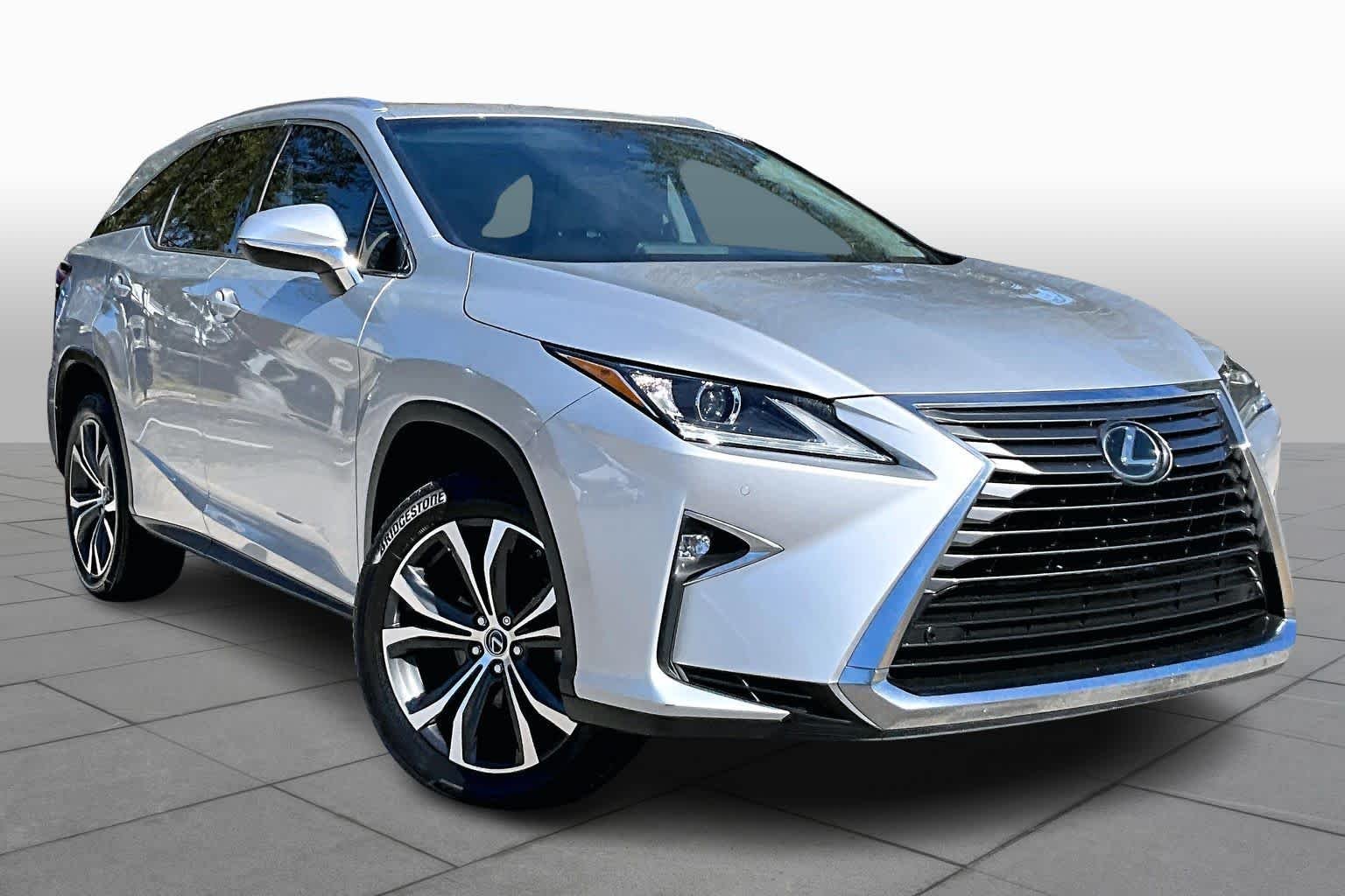 Used 2019 Silver Lining Metallic Lexus Premium image 3
