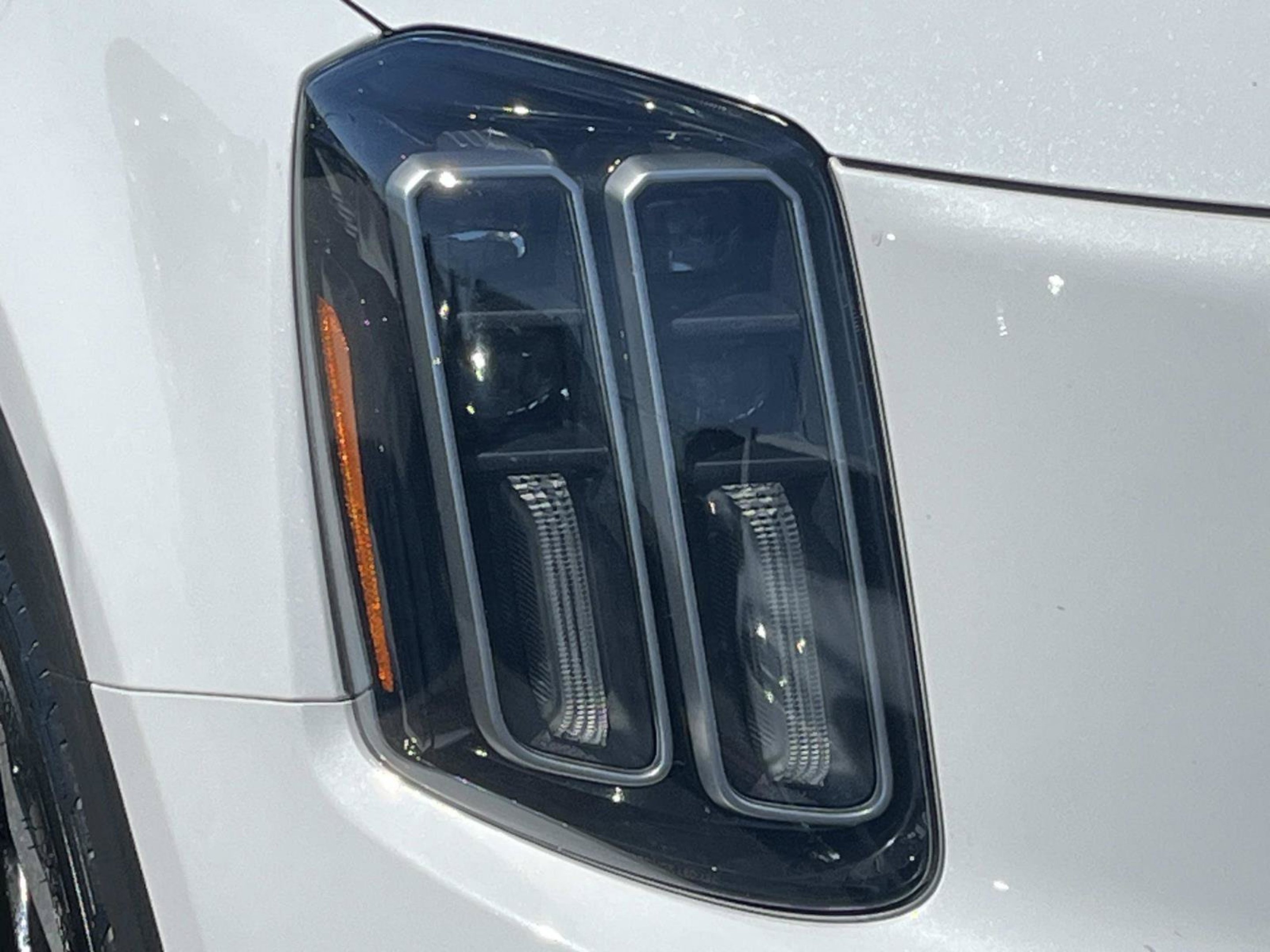 Used 2025 Glacial White Pearl Kia S image 45