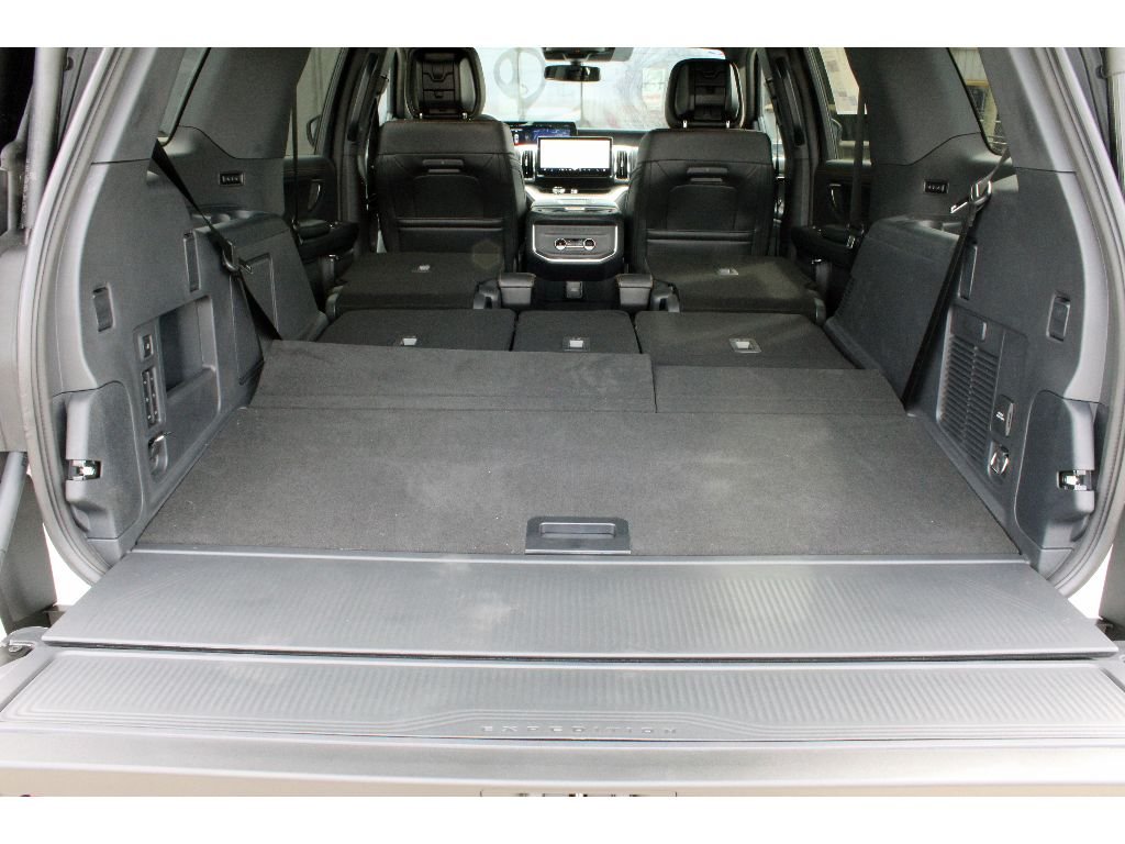 New 2026 Star White Metallic Tri-Coat Ford Tremor image 30