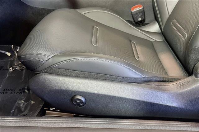 New 2027 MANUFAKTUR Alpine Grey Mercedes-Benz AMG® CLE 53 image 46