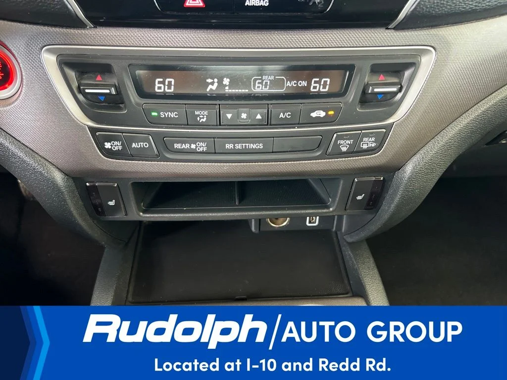 Used 2023 White Honda RTL image 33