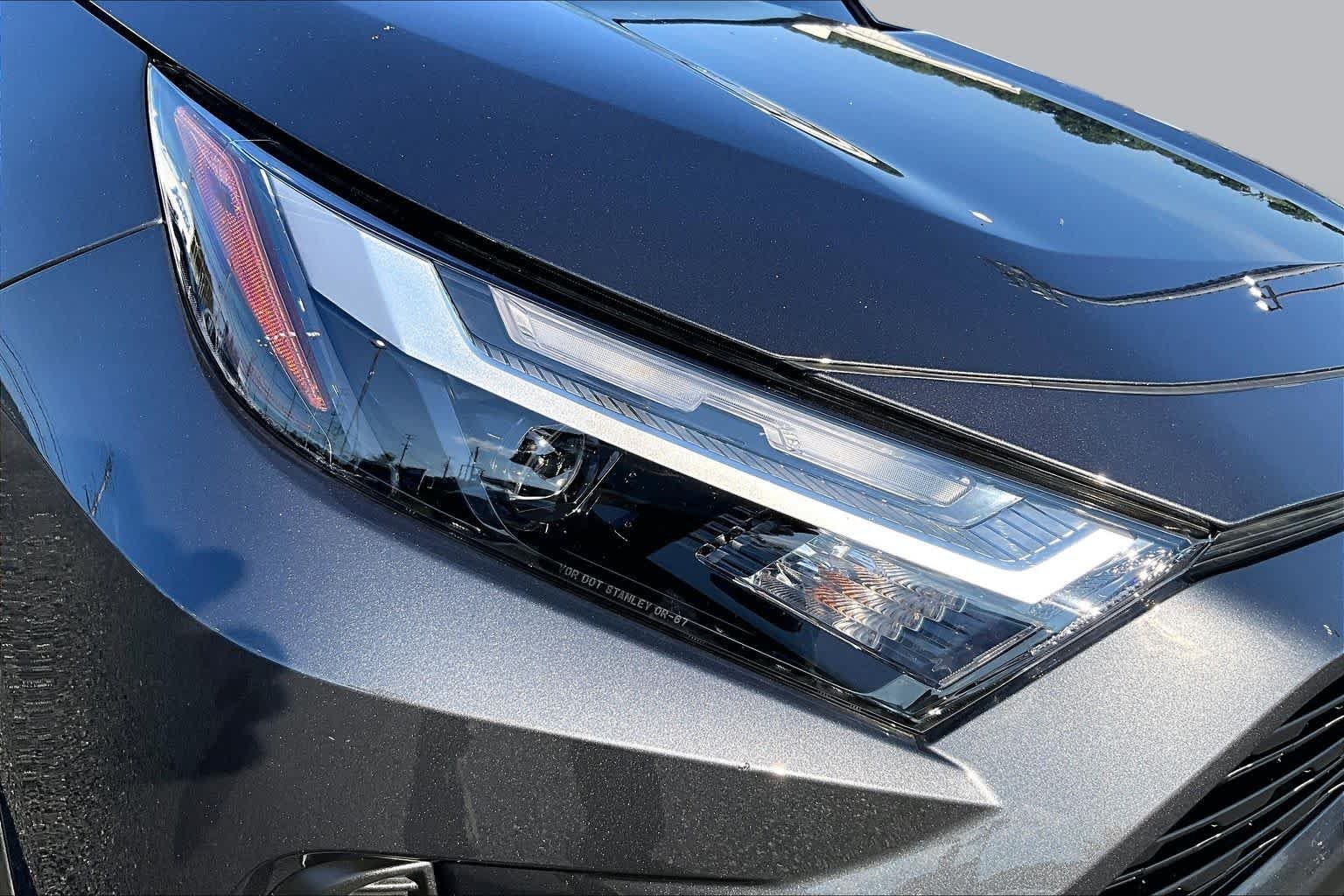 Used 2025 Magnetic Gray Metallic Toyota LE image 28