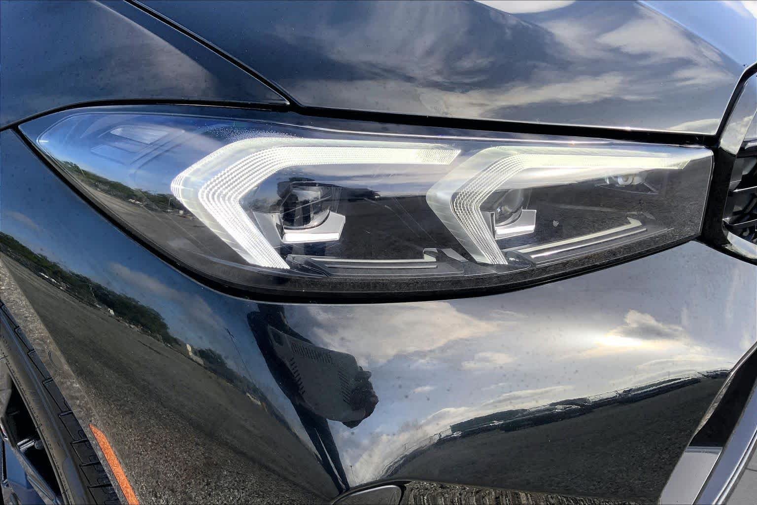 Used 2025 Black Sapphire Metallic BMW M340i image 27