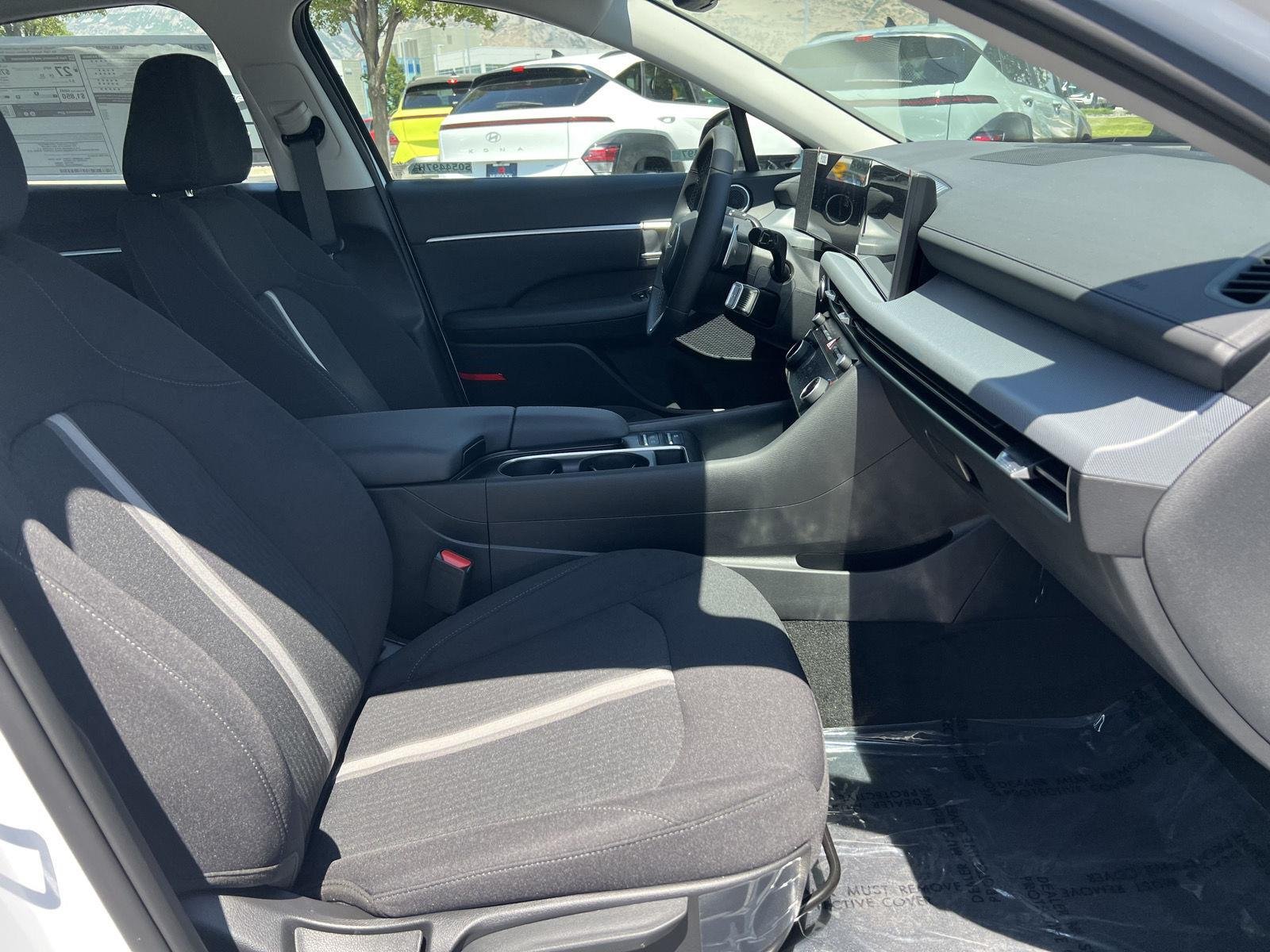 2026 Hyundai Sonata SEL - Photo 17