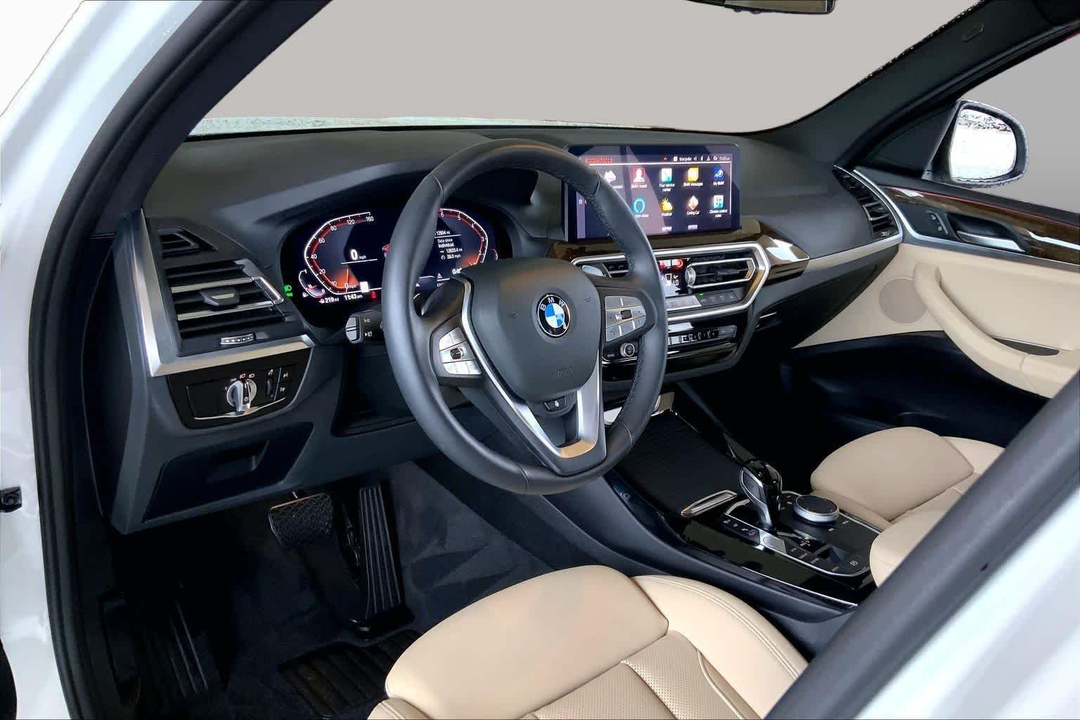 Used 2023 Alpine White BMW sDrive30i image 18