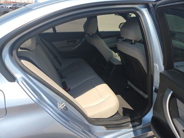 Used 2013 Liquid Blue Metallic BMW 328i xDrive image 18