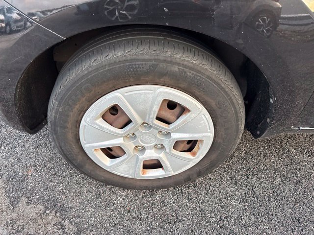 Used 2013 Black Kia Base image 8