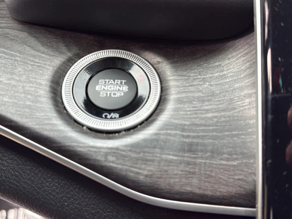 Used 2023 Gray Jeep Limited image 29