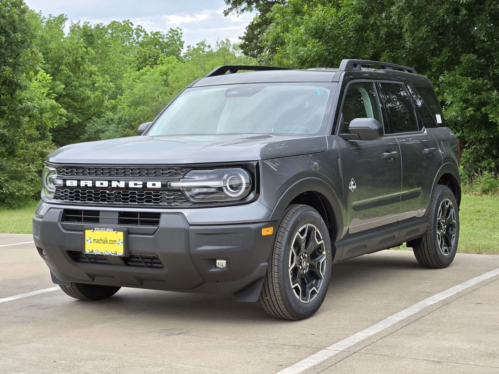 New 2026 Carbonized Gray Metallic Ford Outer Banks® image 2