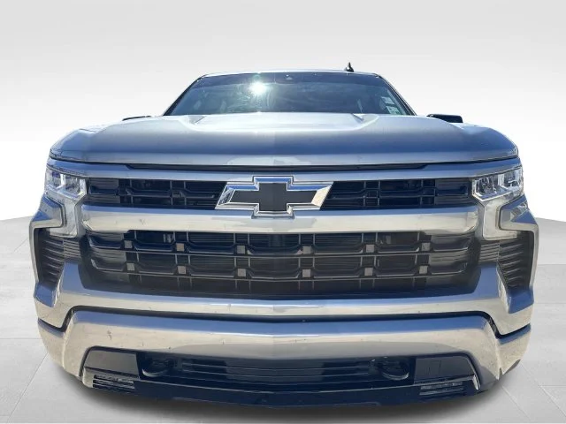 Used 2024 Gray Chevrolet RST image 3