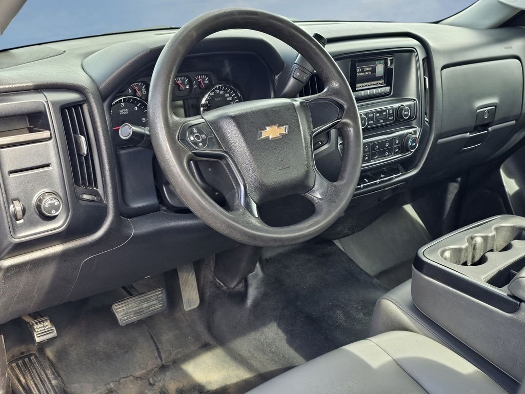 Used 2015 White Chevrolet WT image 25