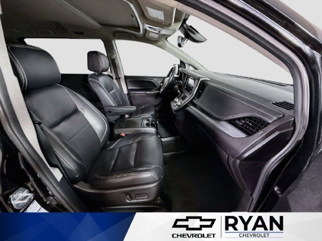 Used 2019 Black Toyota SE image 32