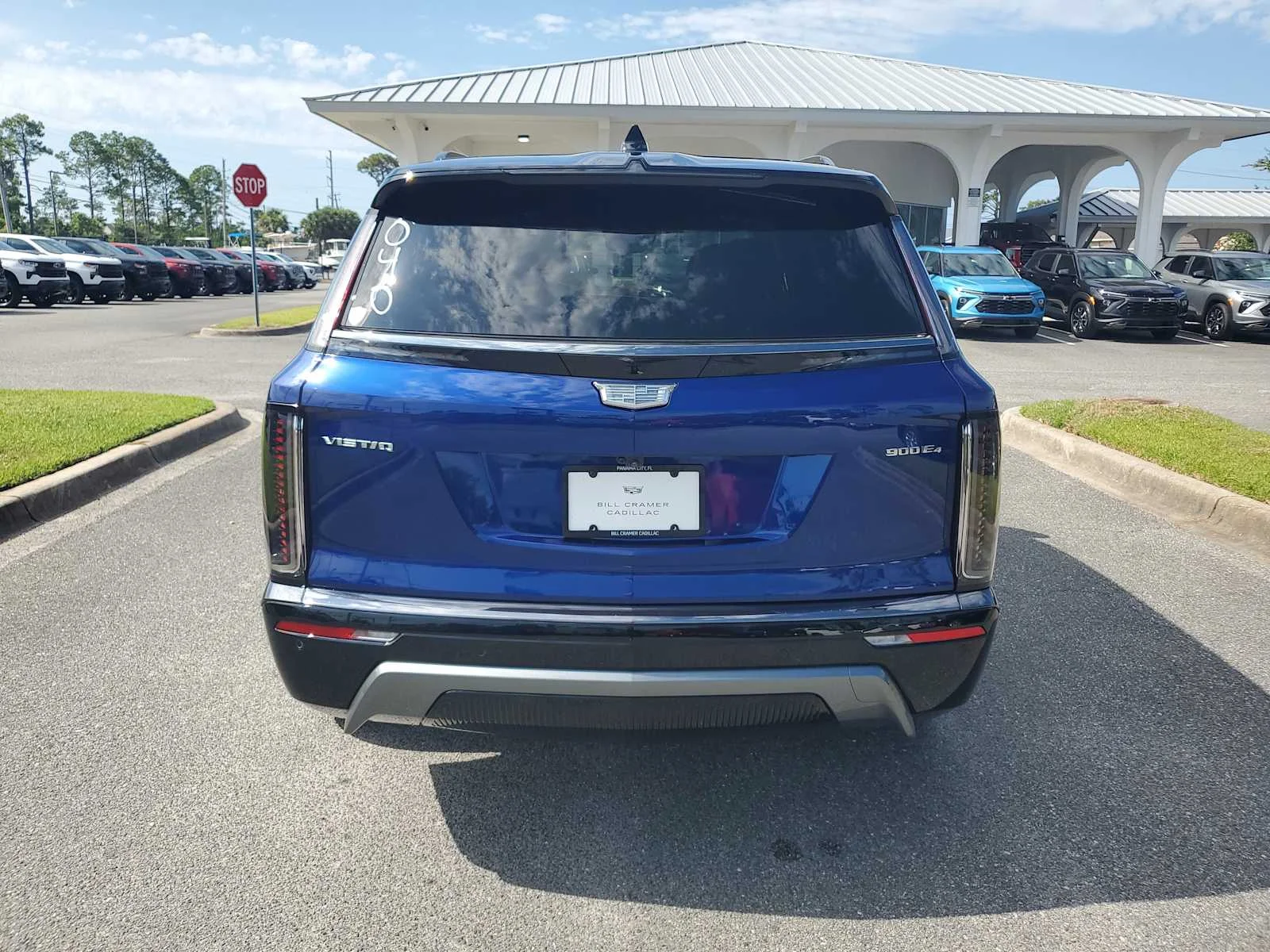 2026 Cadillac VISTIQ Sport - Photo 4