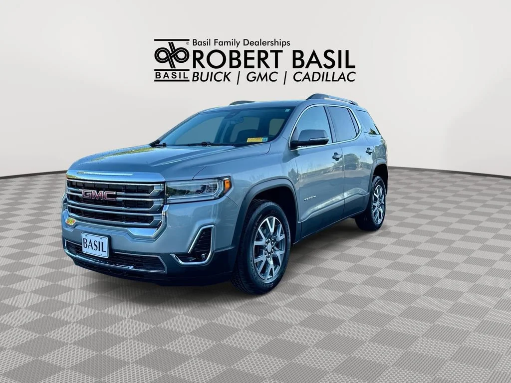 Used 2023 Sterling Metallic GMC SLT image 4