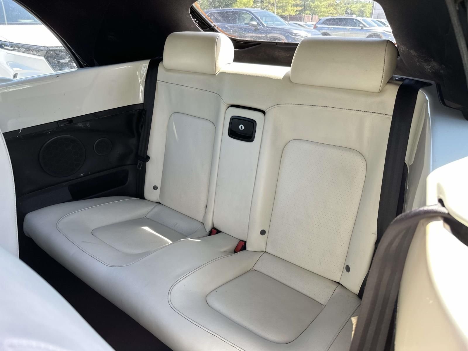 Used 2007 Gray Volkswagen Triple White image 7