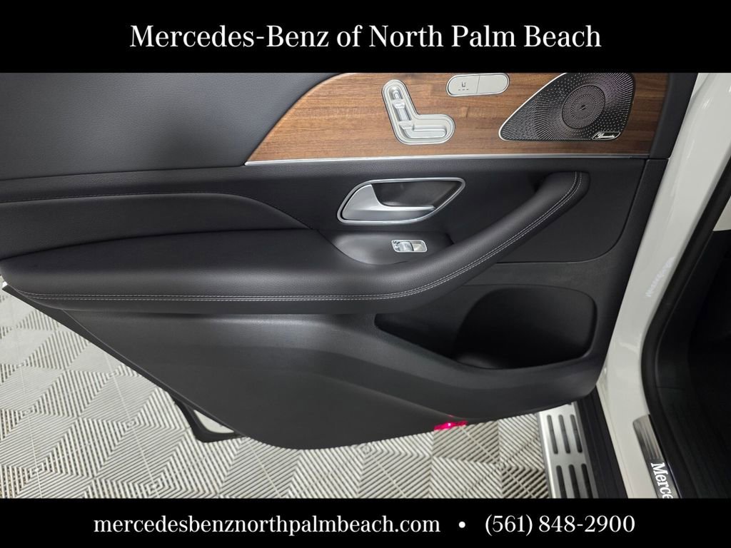 2026 Mercedes-Benz GLS Base - Photo 47
