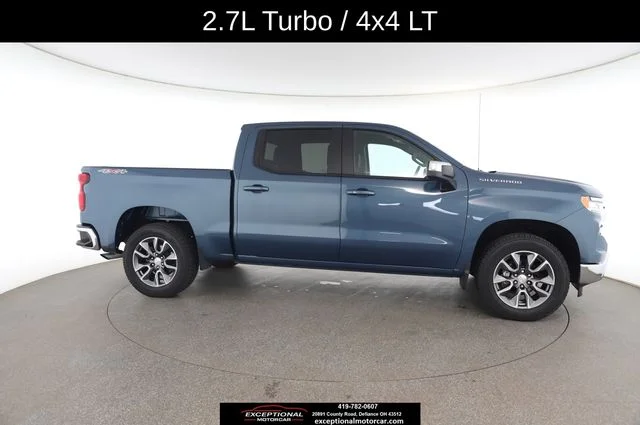 Used 2024 Blue Chevrolet LT image 24