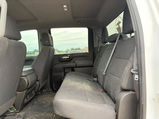 Used 2021 Summit White Chevrolet Custom image 19