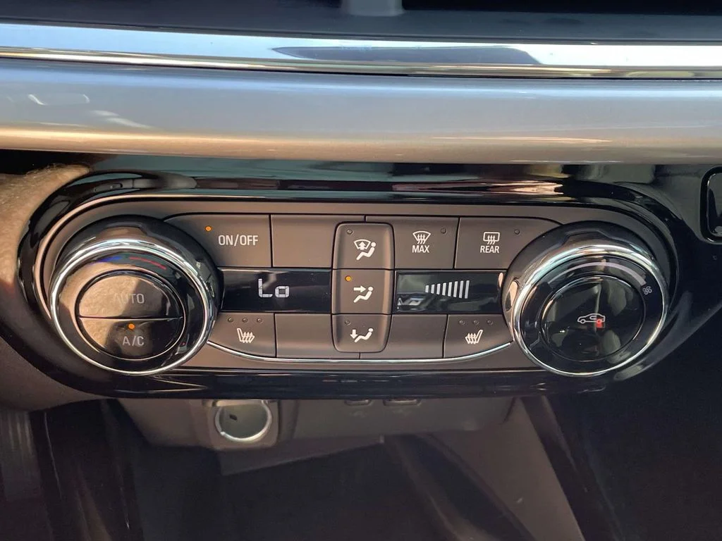 New 2026 Summit White Chevrolet LT image 24
