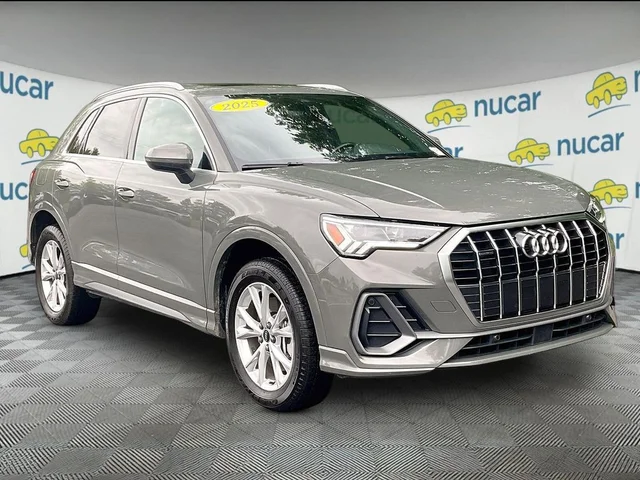 2025 Audi Q3 Premium