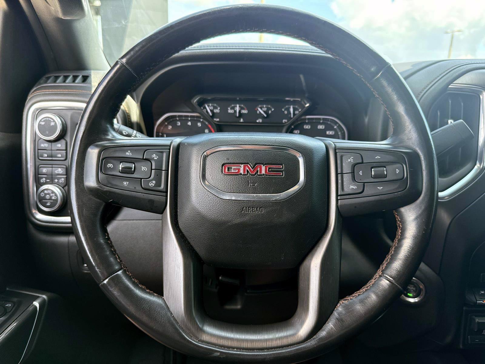 Used 2019 Onyx Black GMC AT4 image 29