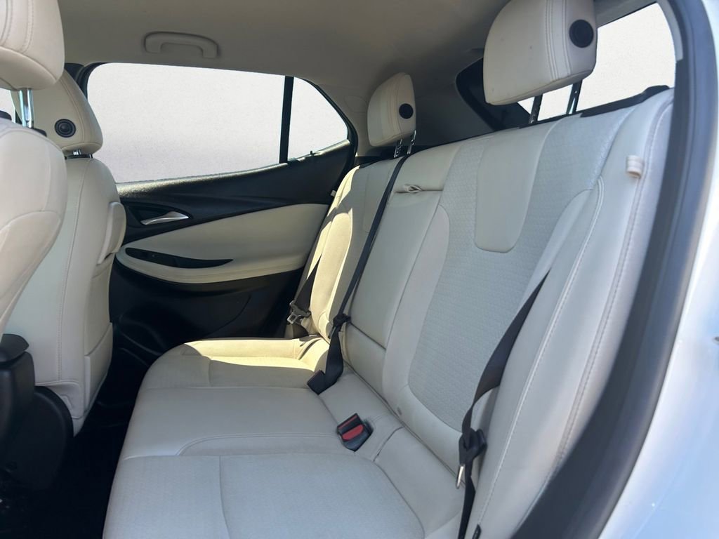 Used 2023 Summit White Buick Select image 9