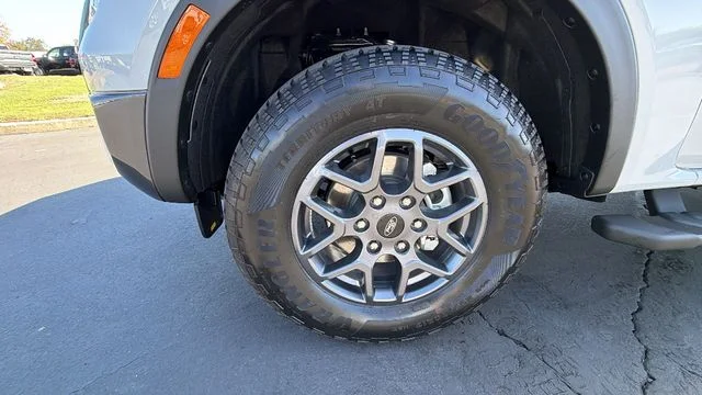 New 2026 Avalanche Ford XLT image 10